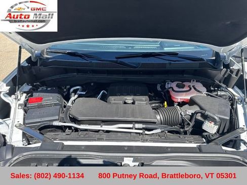 Used 2025 Chevrolet Silverado 1500 LT AWD/4WD image 21