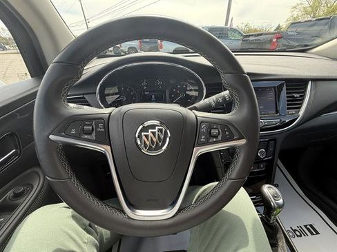 Used 2022 Buick Encore Preferred w/ Safety Package image 33