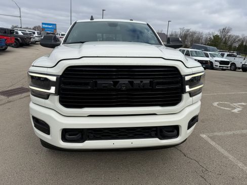 Used 2022 RAM 2500 Laramie w/ Night Edition AWD/4WD image 2