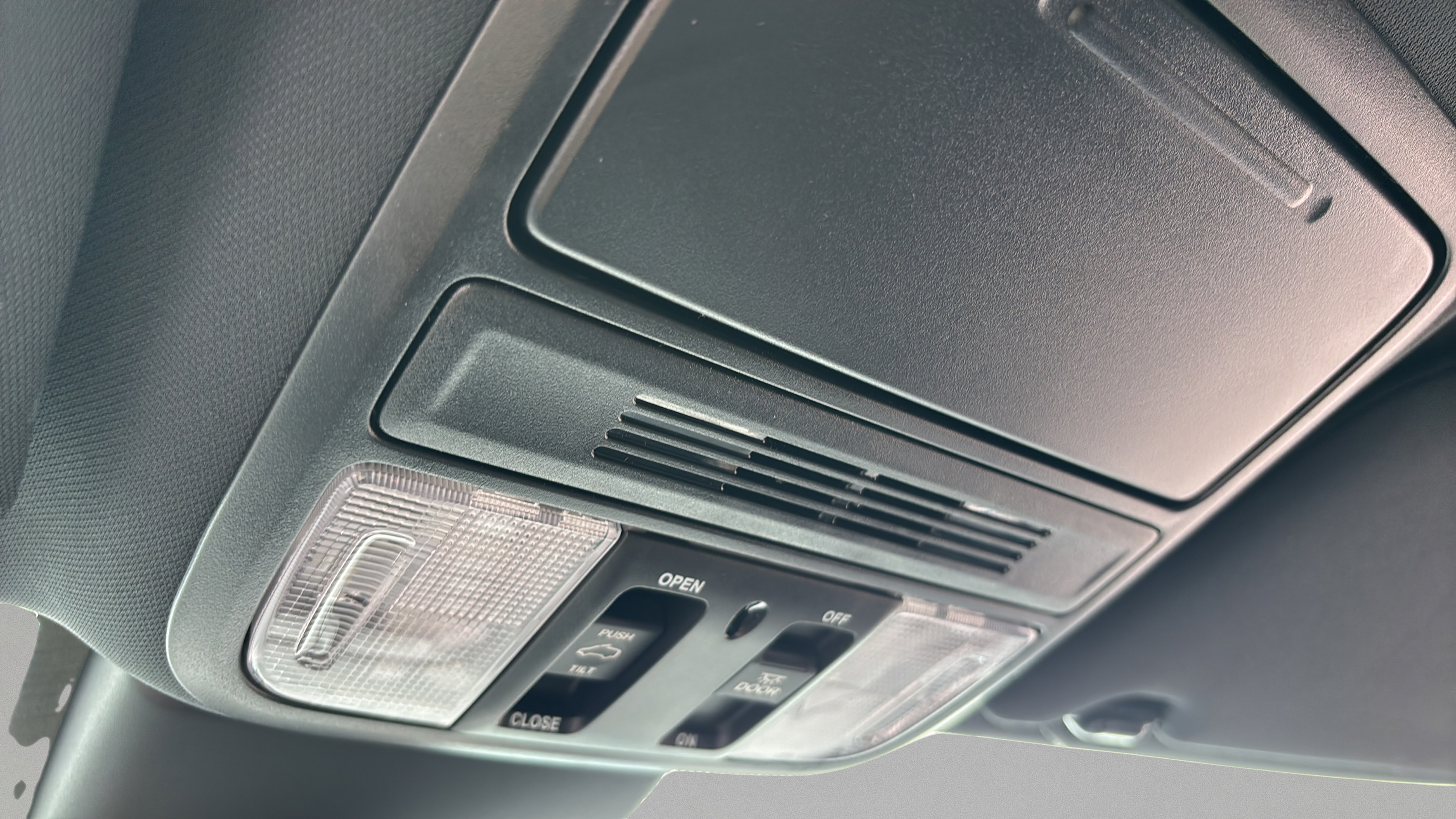 New 2026 Honda Odyssey Sport-L image 31