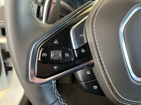 Used 2025 Chevrolet Corvette Stingray Coupe image 10