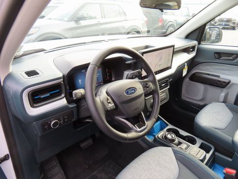 New 2026 Ford Maverick XLT w/ XLT Luxury Package AWD/4WD image 8