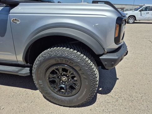 Used 2024 Ford Bronco Wildtrak AWD/4WD image 5