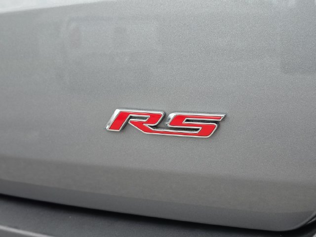 Used 2023 Chevrolet Traverse RS FWD image 14