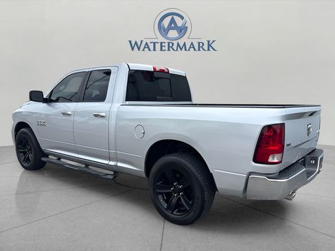Used 2016 RAM 1500 Classic SLT AWD/4WD image 3
