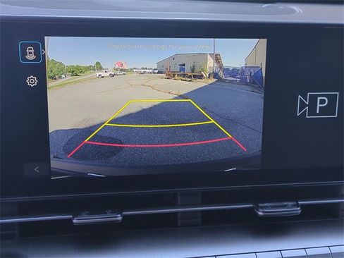 New 2026 Hyundai Kona SE image 23