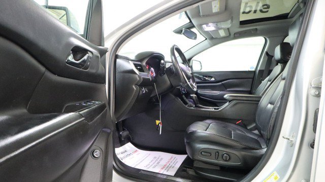 Used 2017 GMC Acadia SLT FWD image 9