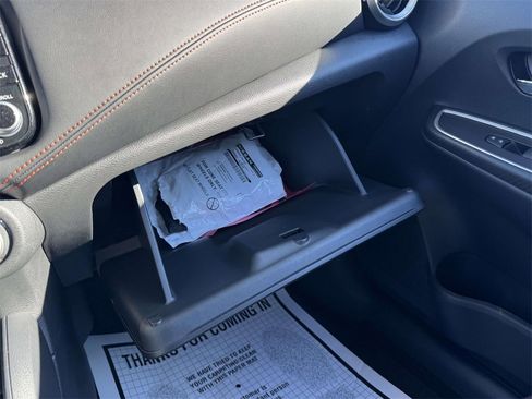 Used 2024 Nissan Versa SR w/ Trunk Package image 33