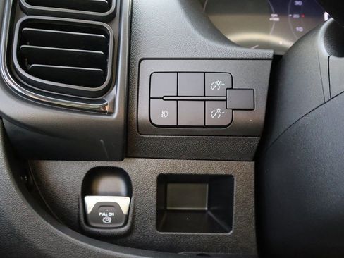 New 2026 RAM ProMaster 2500 w/ Premium Convenience Group FWD image 28