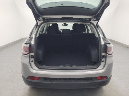 Used 2019 Jeep Compass Sport FWD image 29
