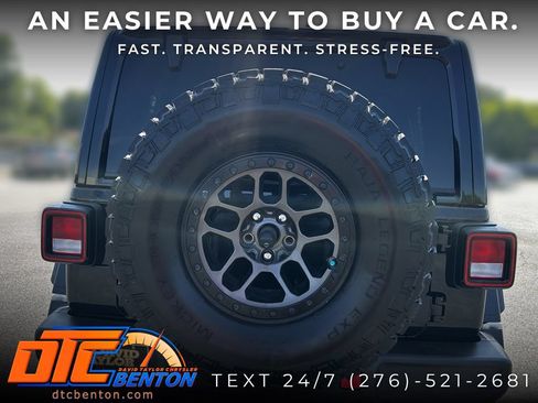 Used 2022 Jeep Wrangler Unlimited Sport AWD/4WD image 33
