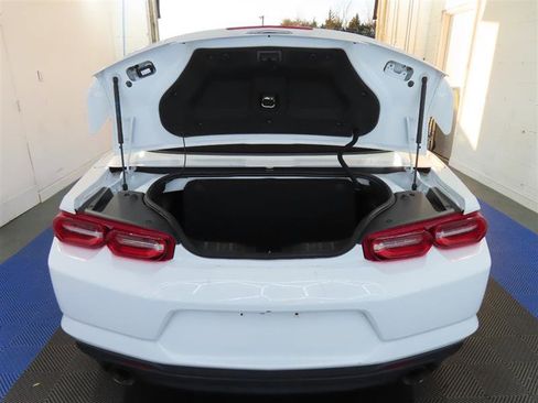 Used 2023 Chevrolet Camaro LT RWD image 14