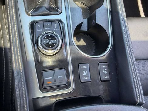 Used 2017 Nissan Maxima 3.5 SL w/ Interior Lighting Package FWD image 28
