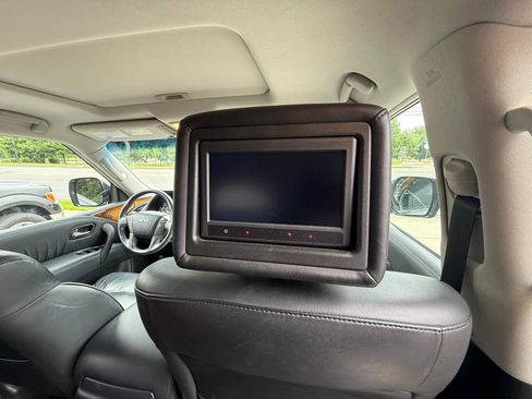 Used 2012 INFINITI QX56 2WD w/ Theater Pkg image 6