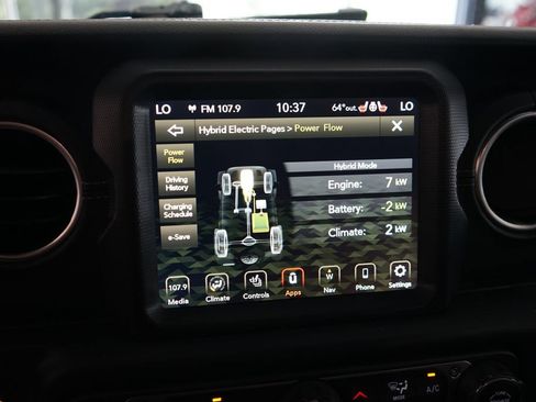 Used 2023 Jeep Wrangler Unlimited Sahara w/ Cold Weather Group AWD/4WD image 35