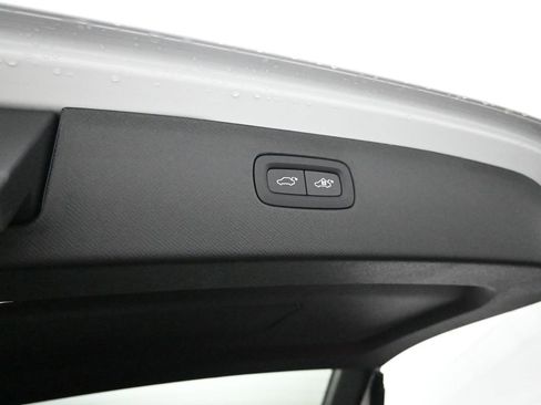 New 2026 Volvo XC90 B5 Plus image 33