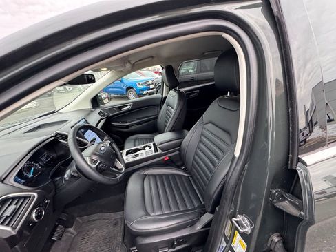 Certified 2024 Ford Edge SEL w/ Convenience Package image 11