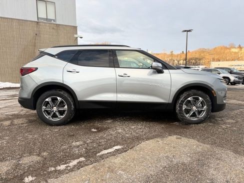 New 2026 Chevrolet Blazer LT w/ Sound & Technology Package AWD/4WD image 7