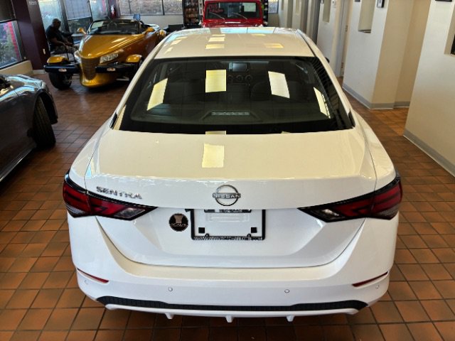 Used 2024 Nissan Sentra S FWD image 13