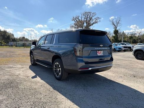 New 2026 Chevrolet Suburban LT w/ Comfort Package image 10