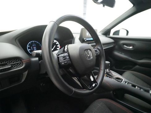 Certified 2025 Honda HR-V Sport image 8