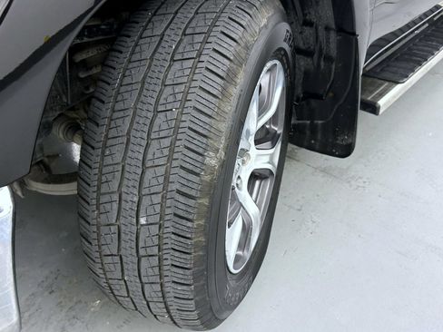 Used 2022 RAM 1500 Laramie AWD/4WD image 24