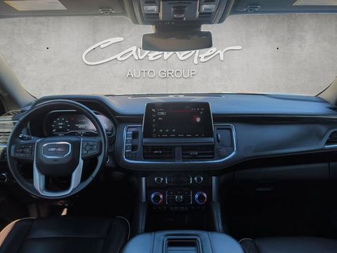 Used 2023 GMC Yukon XL SLT image 20