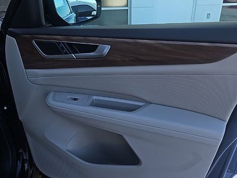 New 2026 Volkswagen Atlas SE AWD/4WD image 11