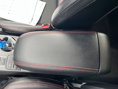 Used 2025 Ford Escape ST-Line image 30