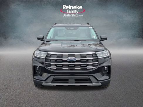 New 2026 Ford Explorer Active w/ Active Comfort Package AWD/4WD image 2