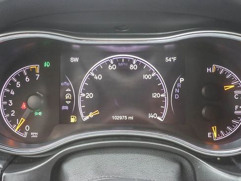 Used 2019 Jeep Grand Cherokee Laredo w/ Laredo X Package image 49