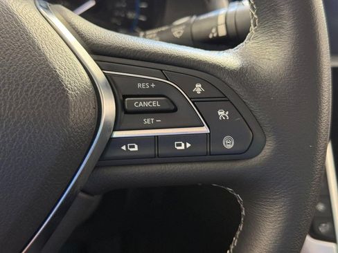 Used 2022 INFINITI Q50 Luxe AWD/4WD image 27