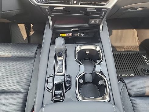 Certified 2025 Lexus RX 450h AWD w/ Convenience Package image 23