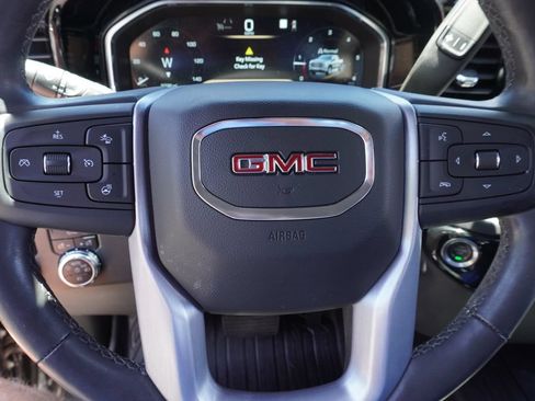 Certified 2022 GMC Sierra 1500 Elevation w/ LPO, Elevation Black Package RWD image 19