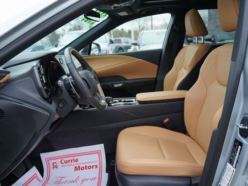 Used 2025 Lexus RX 350 Premium w/ Convenience Package image 11