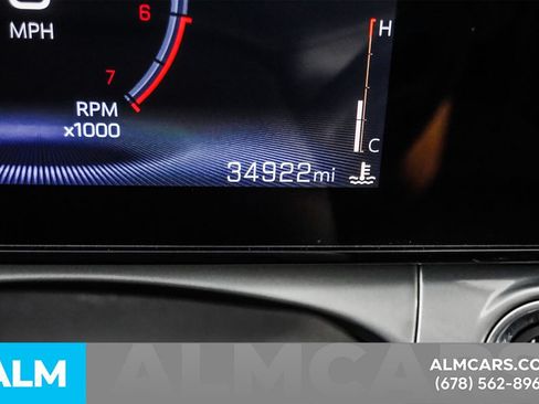 Used 2025 Chevrolet Trax LT FWD image 56