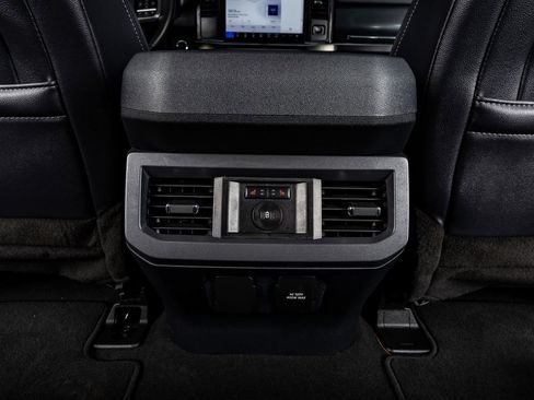 Used 2024 Ford F250 Lariat w/ Sport Appearance Package image 32