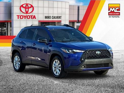 Certified 2025 Toyota Corolla Cross LE FWD image 7