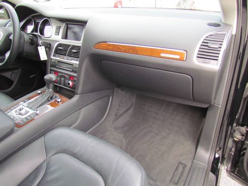 Used 2015 Audi Q7 3.0T Premium Plus w/ Premium Plus Package AWD/4WD image 18