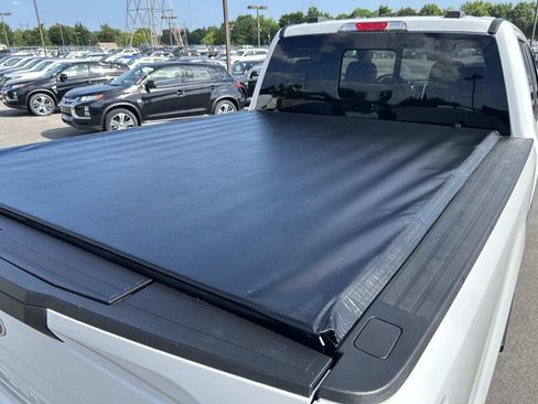 Used 2020 Ford F250 Lariat w/ Lariat Ultimate Package AWD/4WD image 16