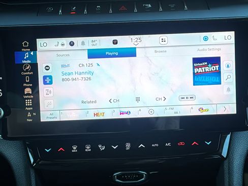 New 2026 Jeep Grand Cherokee Altitude image 24