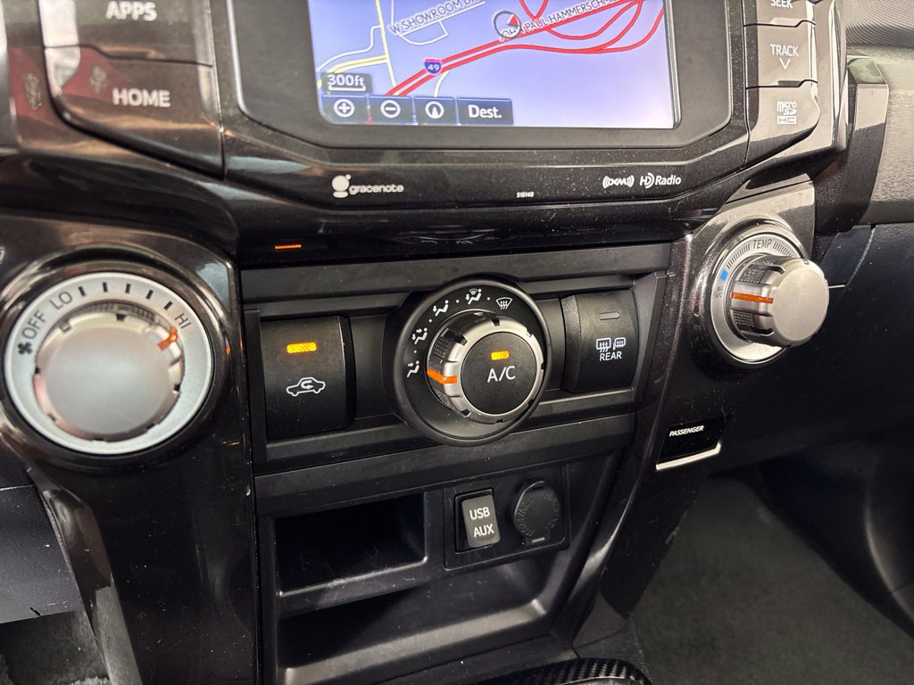 Used 2018 Toyota 4Runner TRD Off-Road Premium AWD/4WD image 30