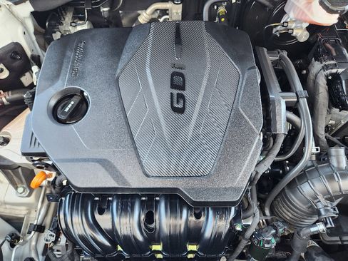 Certified 2022 Kia Sorento LX image 29