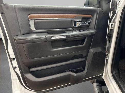 Used 2018 RAM 2500 Laramie w/ Convenience Group image 22