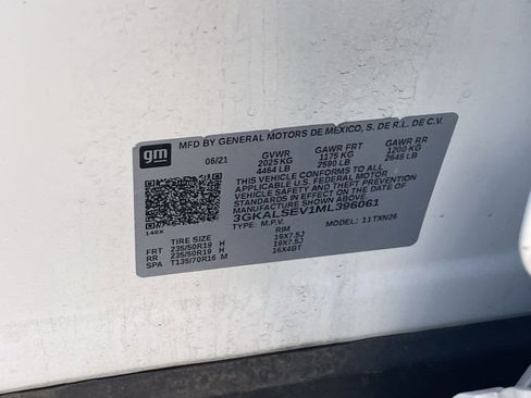 Used 2021 GMC Terrain Denali w/ Denali Premium Package image 9