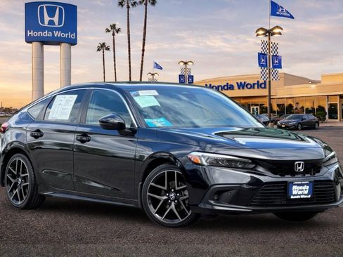 Certified 2022 Honda Civic Sport Touring image 2