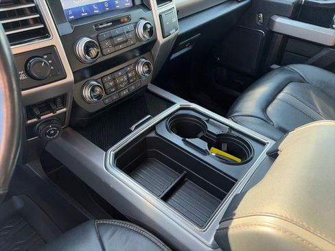 Used 2021 Ford F350 Platinum AWD/4WD image 18