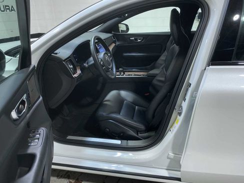 Used 2023 Volvo S60 B5 Plus w/ Climate Package AWD/4WD image 2
