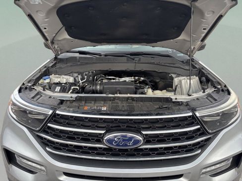 Used 2021 Ford Explorer XLT w/ Equipment Group 202A image 49