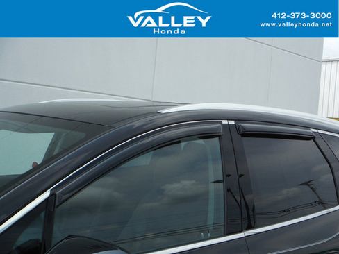 Used 2019 Buick Enclave Avenir w/ Avenir Technology Package AWD/4WD image 4